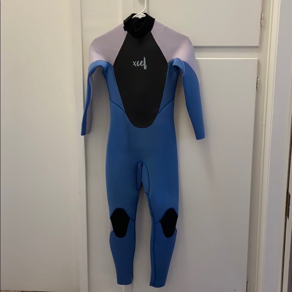 Girls wetsuit